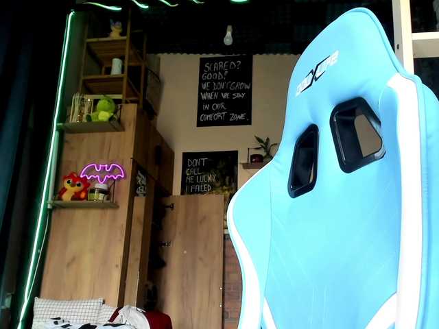 karo131324's BongaCams show and profile