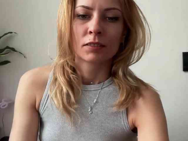karo131324 webcam