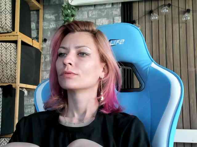 karo131324 webcam