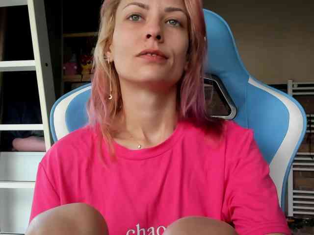 karo131324 webcam