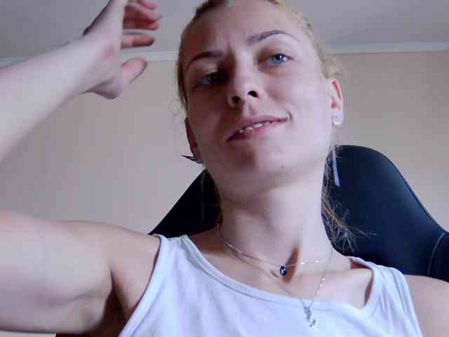 karo131324 webcam