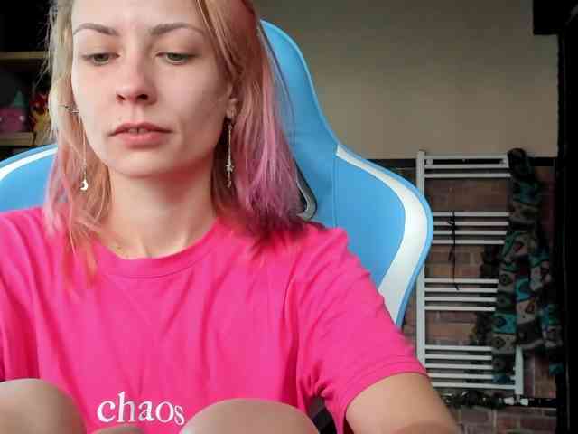 karo131324 webcam