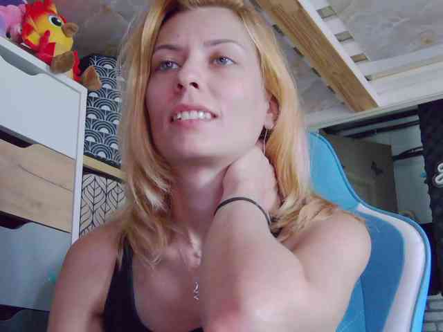 karo131324 webcam