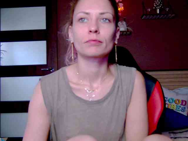 karo131324 webcam