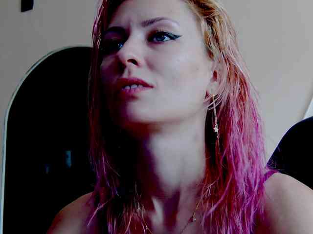 karo131324 webcam