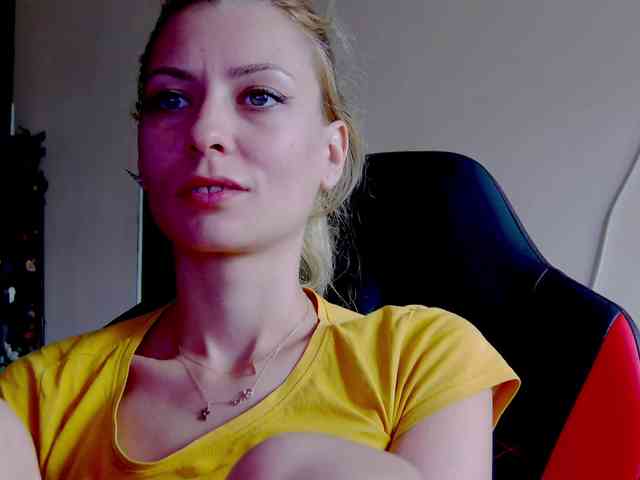 karo131324 webcam