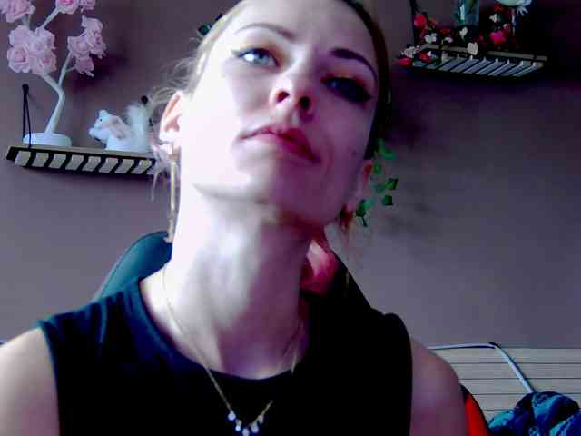 karo131324 webcam