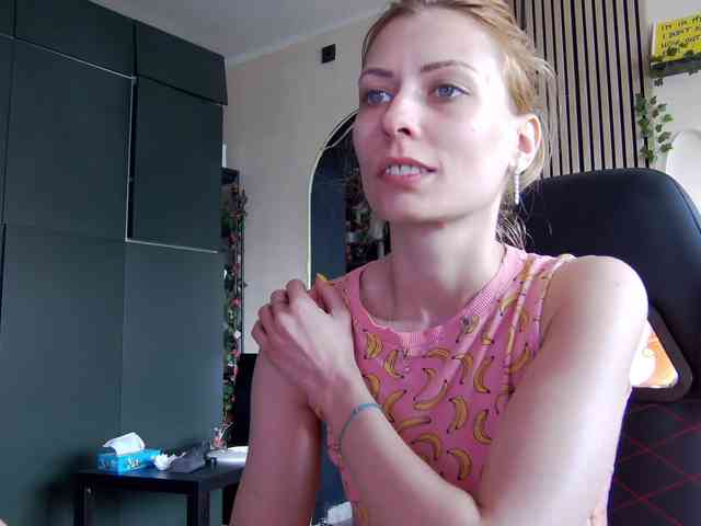 karo131324 webcam