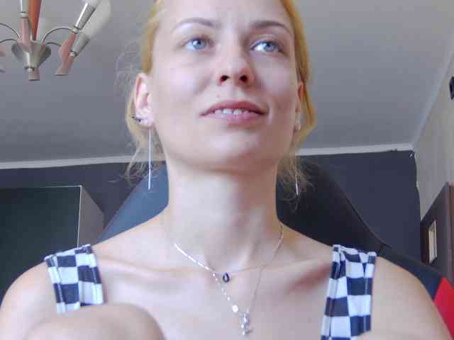 karo131324 webcam