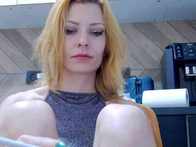 karo131324 webcam