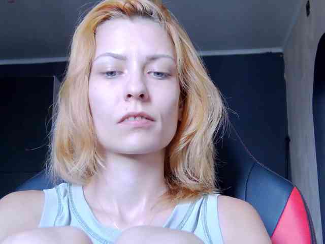 karo131324 webcam