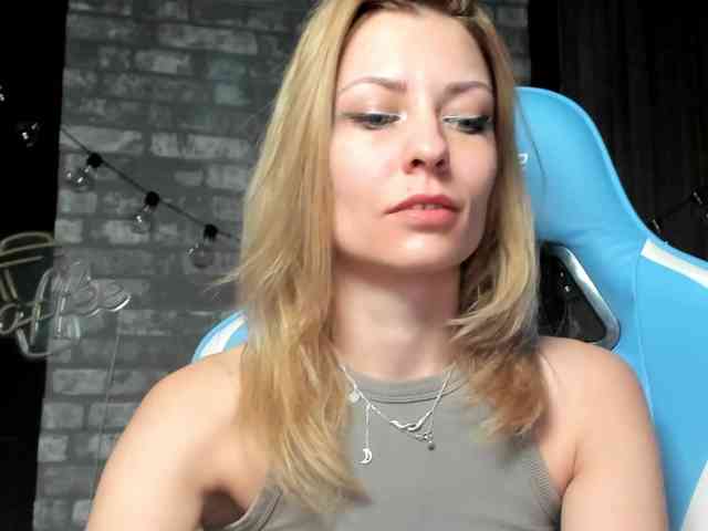karo131324 webcam