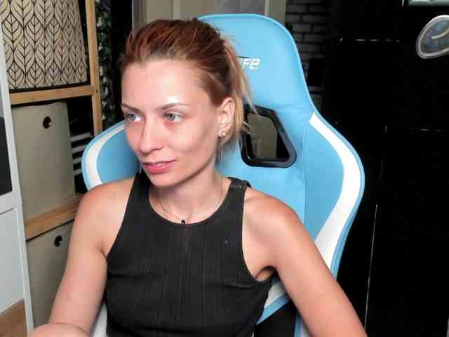 free live cam online Karo131324