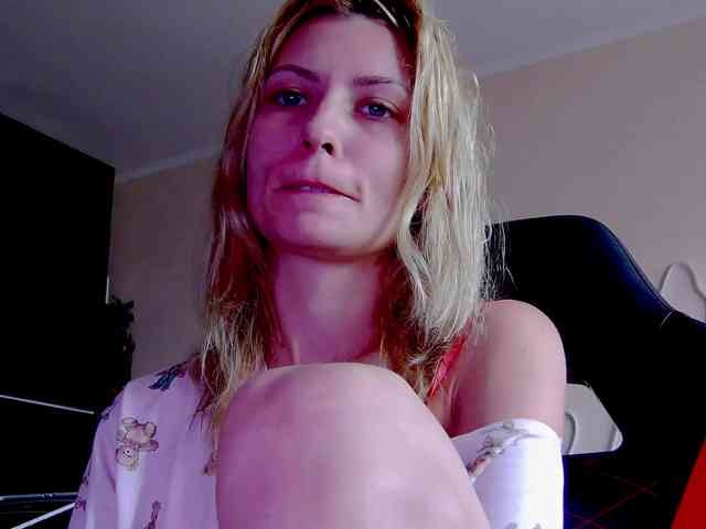 karo131324 webcam