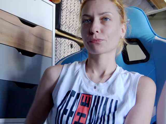 karo131324 webcam