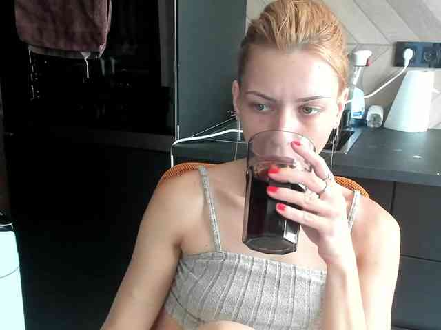 karo131324 webcam