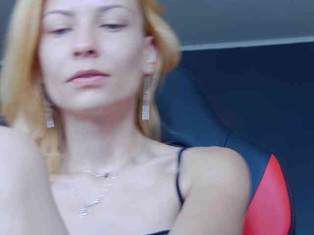 karo131324 webcam