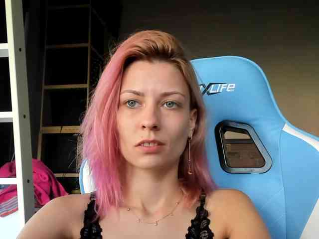 karo131324 webcam