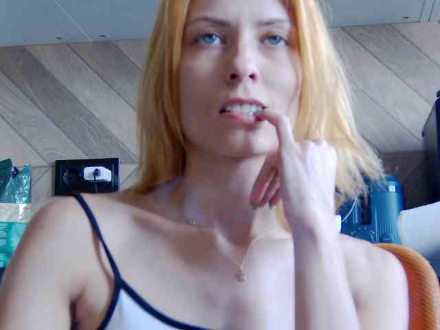 karo131324 webcam