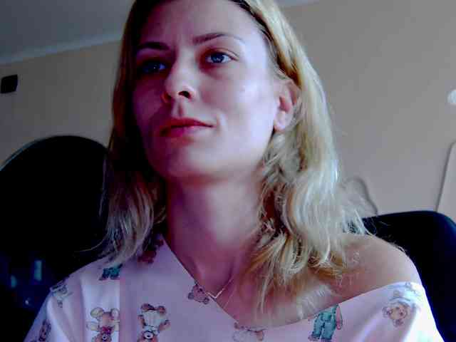 karo131324 webcam