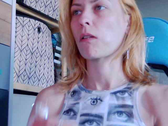 karo131324 webcam