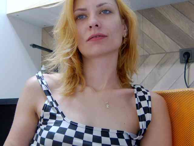 karo131324 webcam