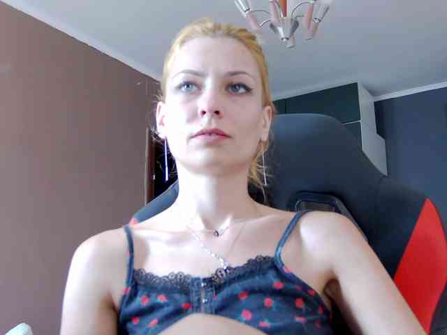 karo131324 webcam