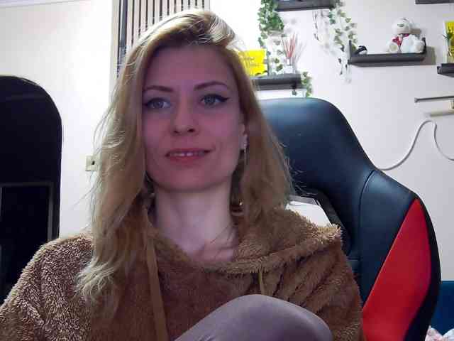 karo131324 webcam