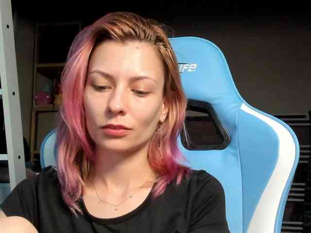 karo131324 webcam