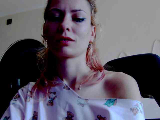 karo131324 webcam
