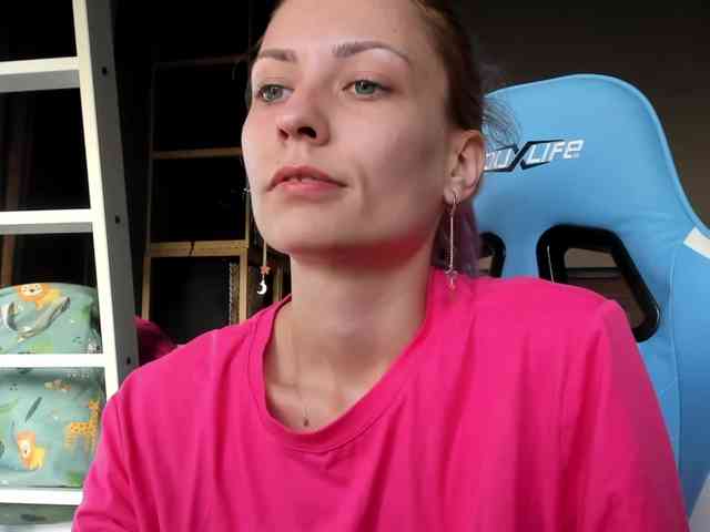 karo131324 webcam