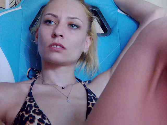 karo131324 webcam