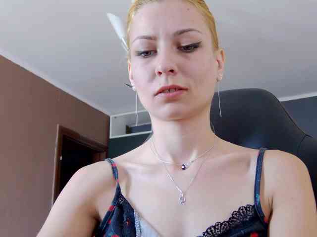 karo131324 webcam
