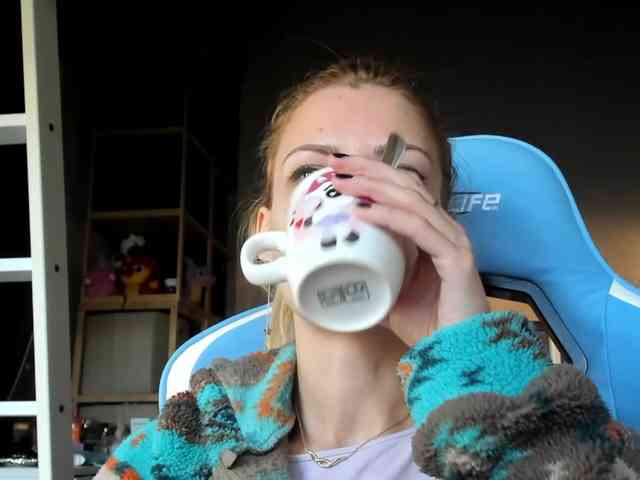 karo131324 karo131324