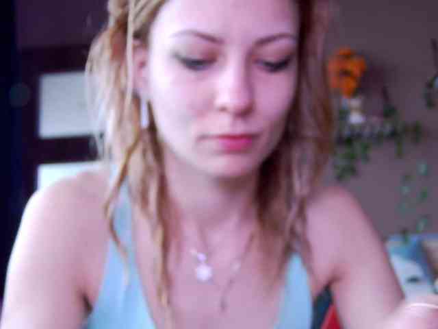 karo131324 webcam