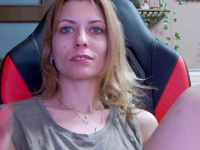 karo131324 webcam