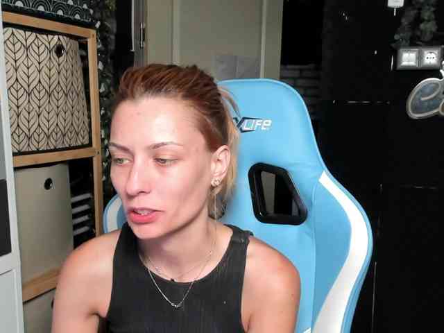 karo131324 webcam