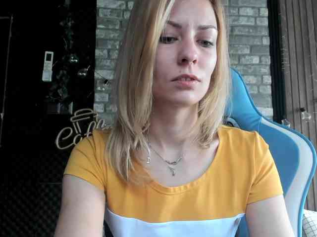 karo131324 webcam