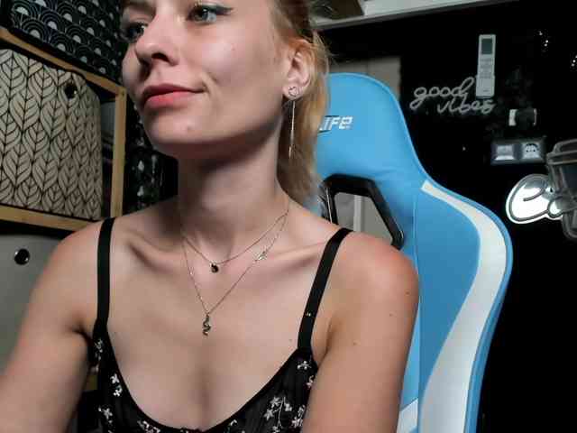 karo131324 webcam