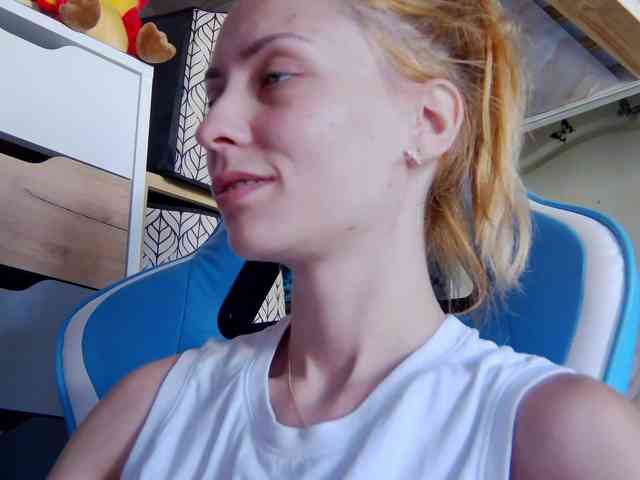 karo131324 webcam