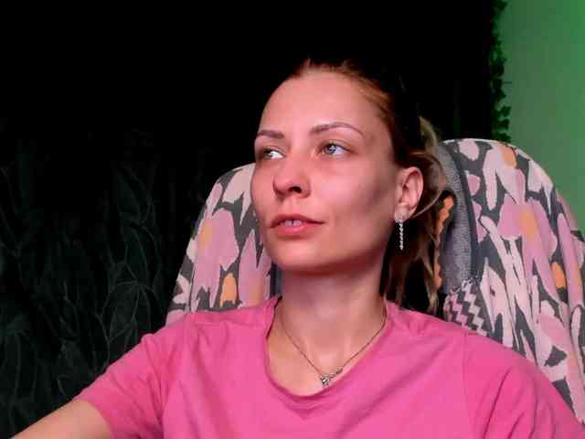 karo131324 webcam