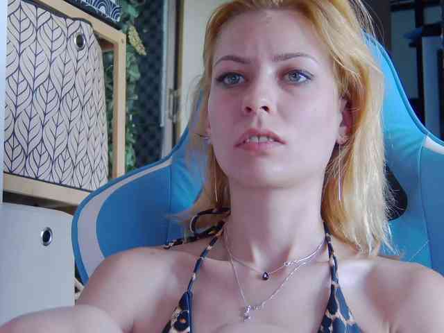 karo131324 webcam