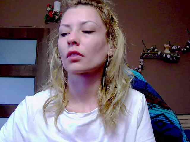 karo131324 webcam