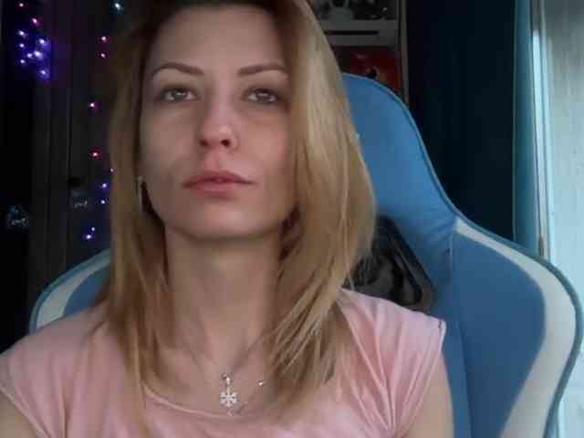 karo131324 webcam