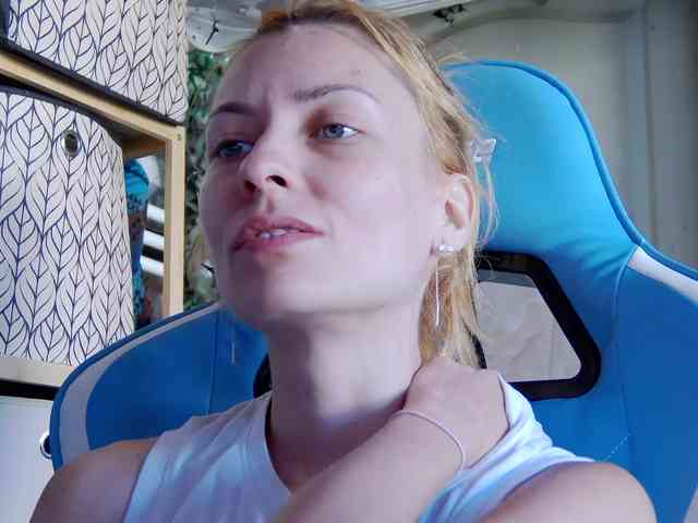 karo131324 webcam