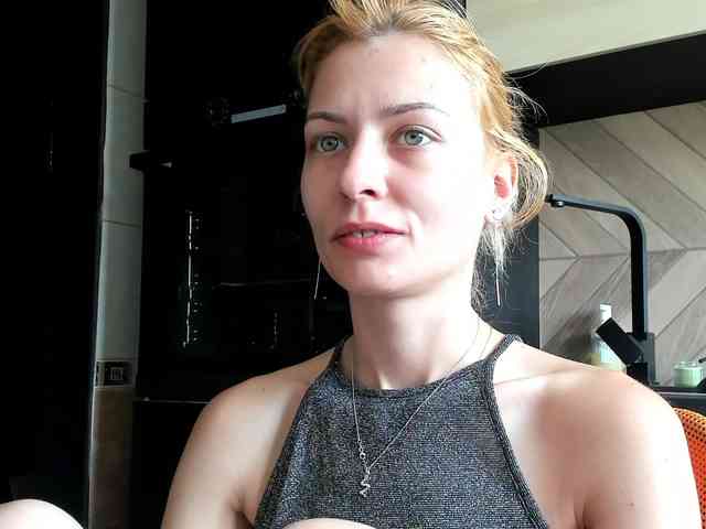 karo131324 webcam