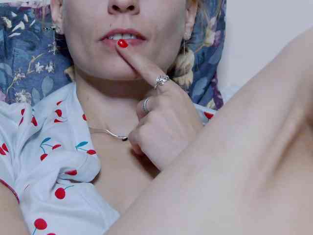 karo131324 webcam