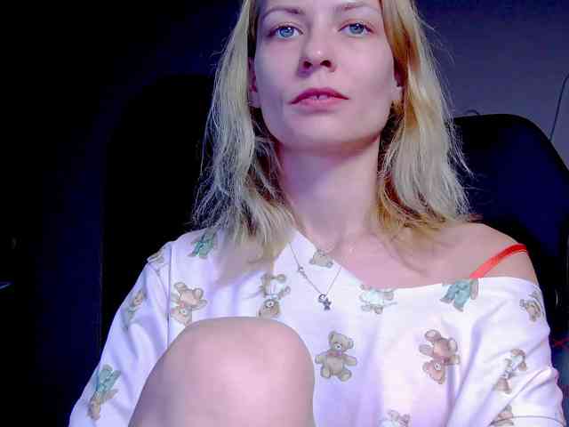 karo131324 webcam
