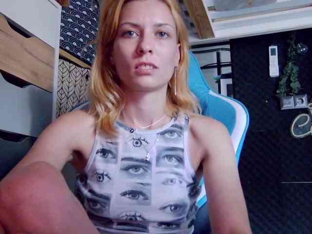 karo131324 webcam