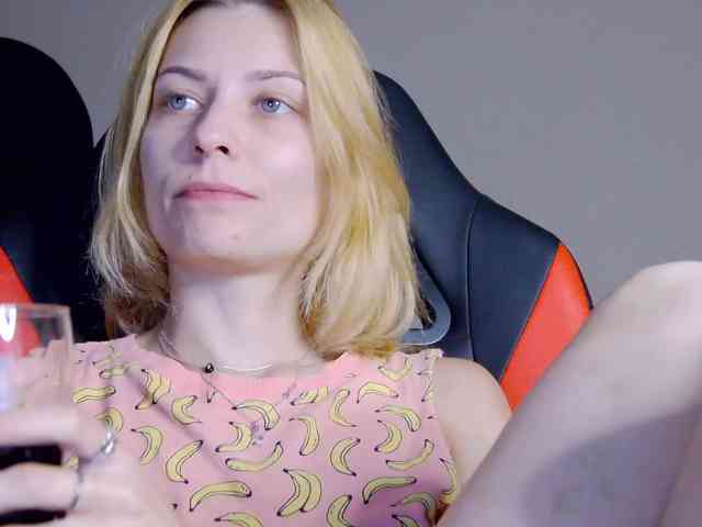 karo131324 webcam